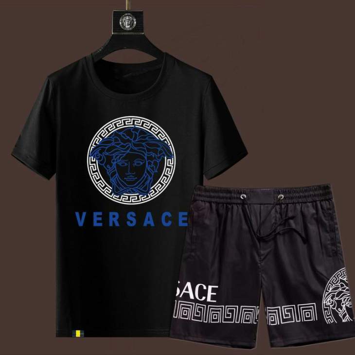 Picture of Versace Shirt Pant Suits _SKUVersaceM-4XL11Lr37625011